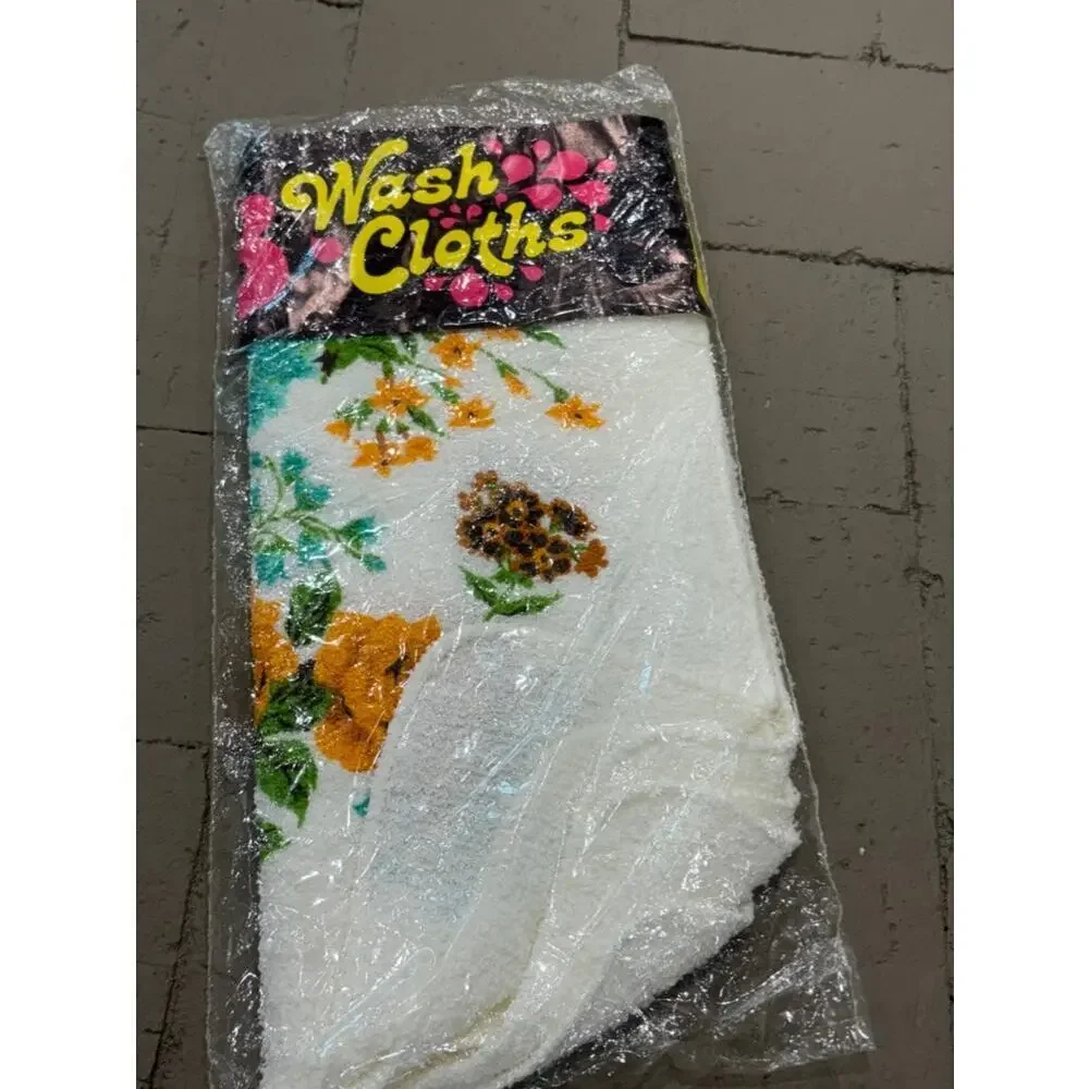 Leshner of St Mary's, Ohio Vintage Floral Wash Cloths Package of 3